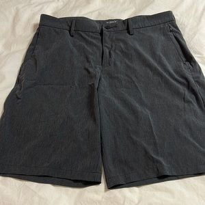 Old Navy mens short sz33